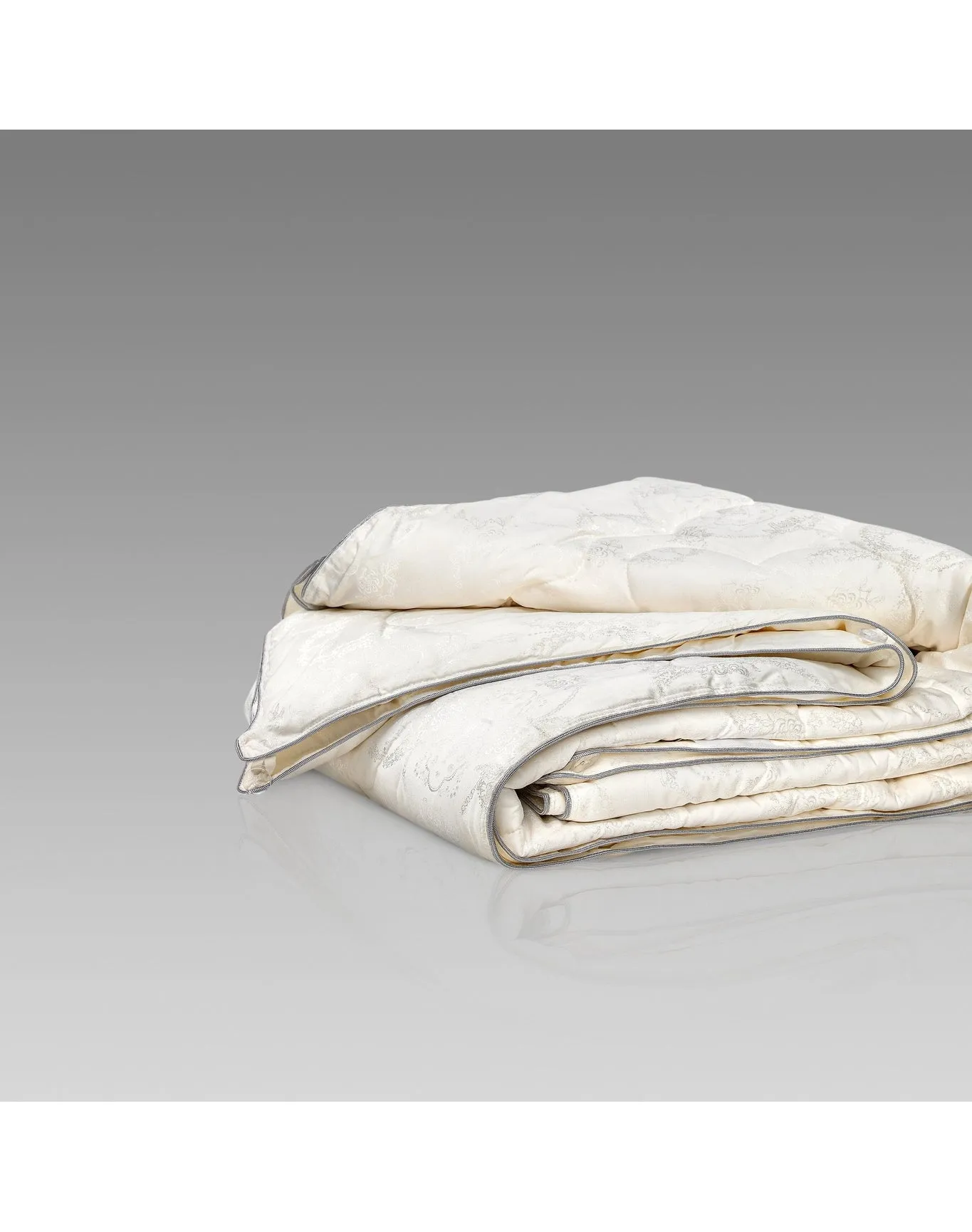 4 Seasons Duvet | White TOGAS