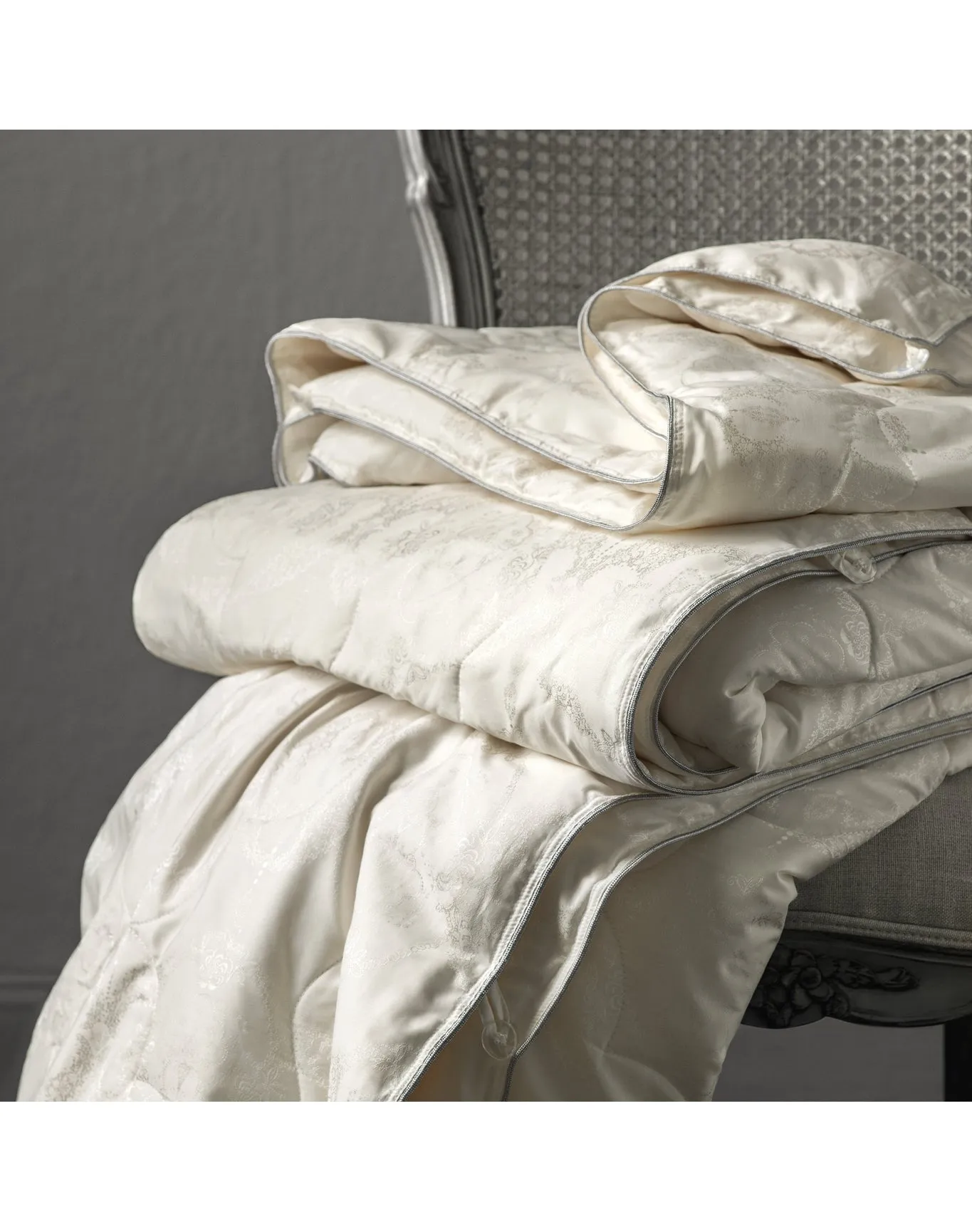 4 Seasons Duvet | White TOGAS