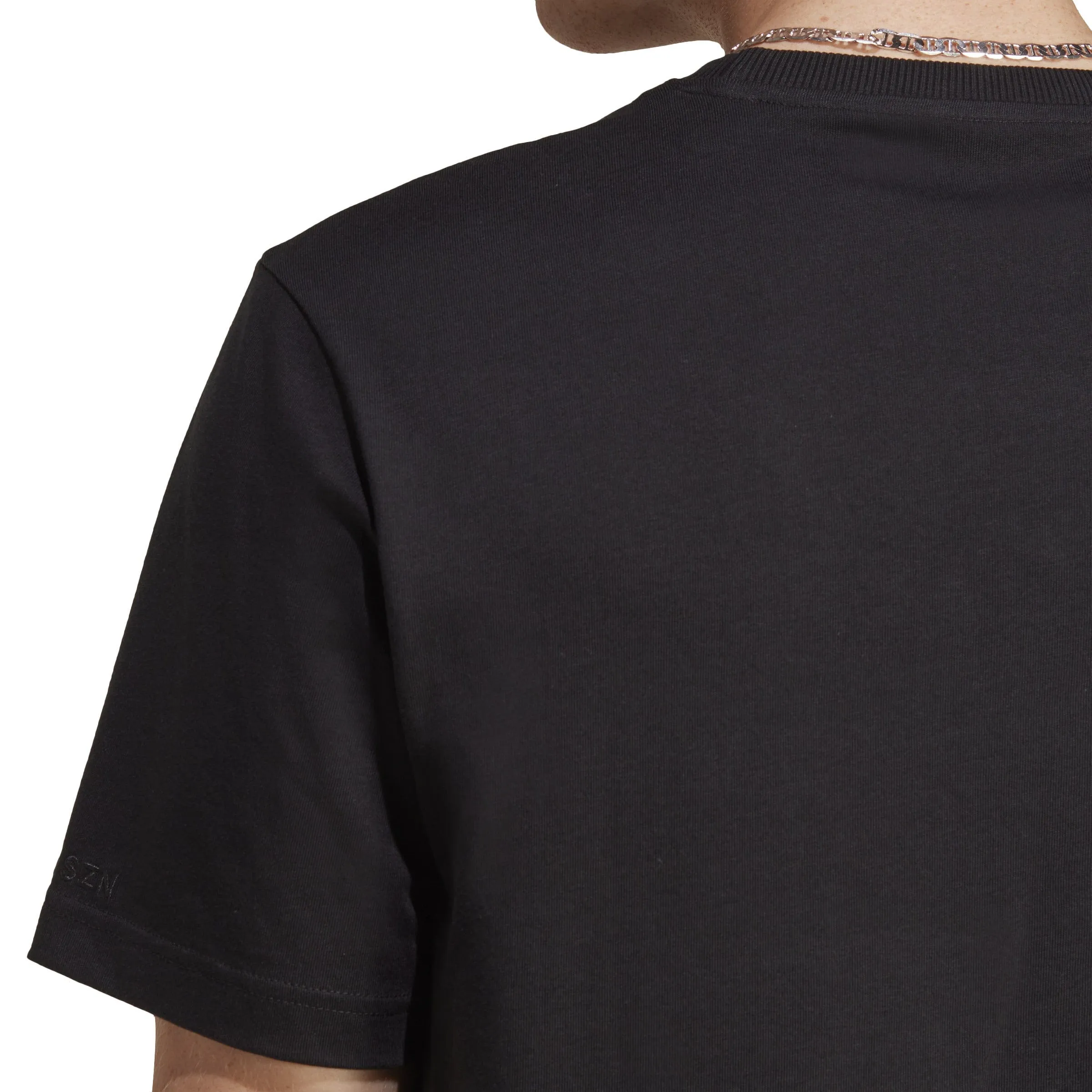 ALL SZN TEE