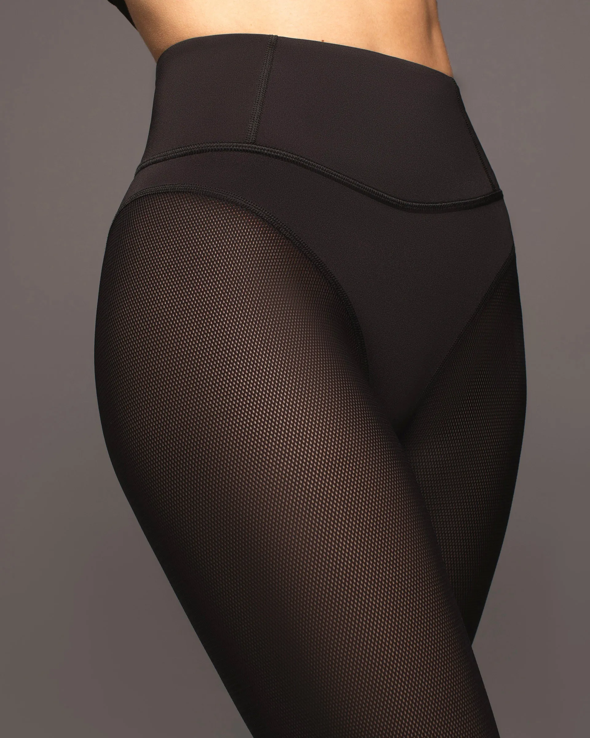 Ambient Texture Stirrup Legging | Black MICHI