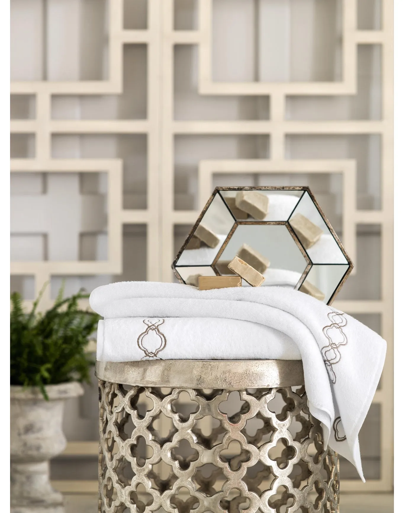 Arabesque Towel | White TOGAS