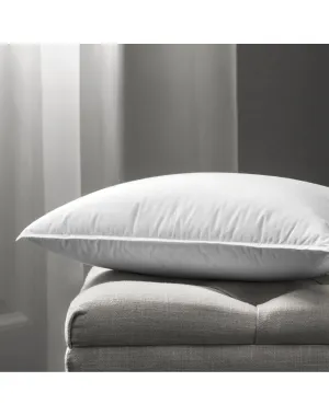 Aura Pillow | White TOGAS
