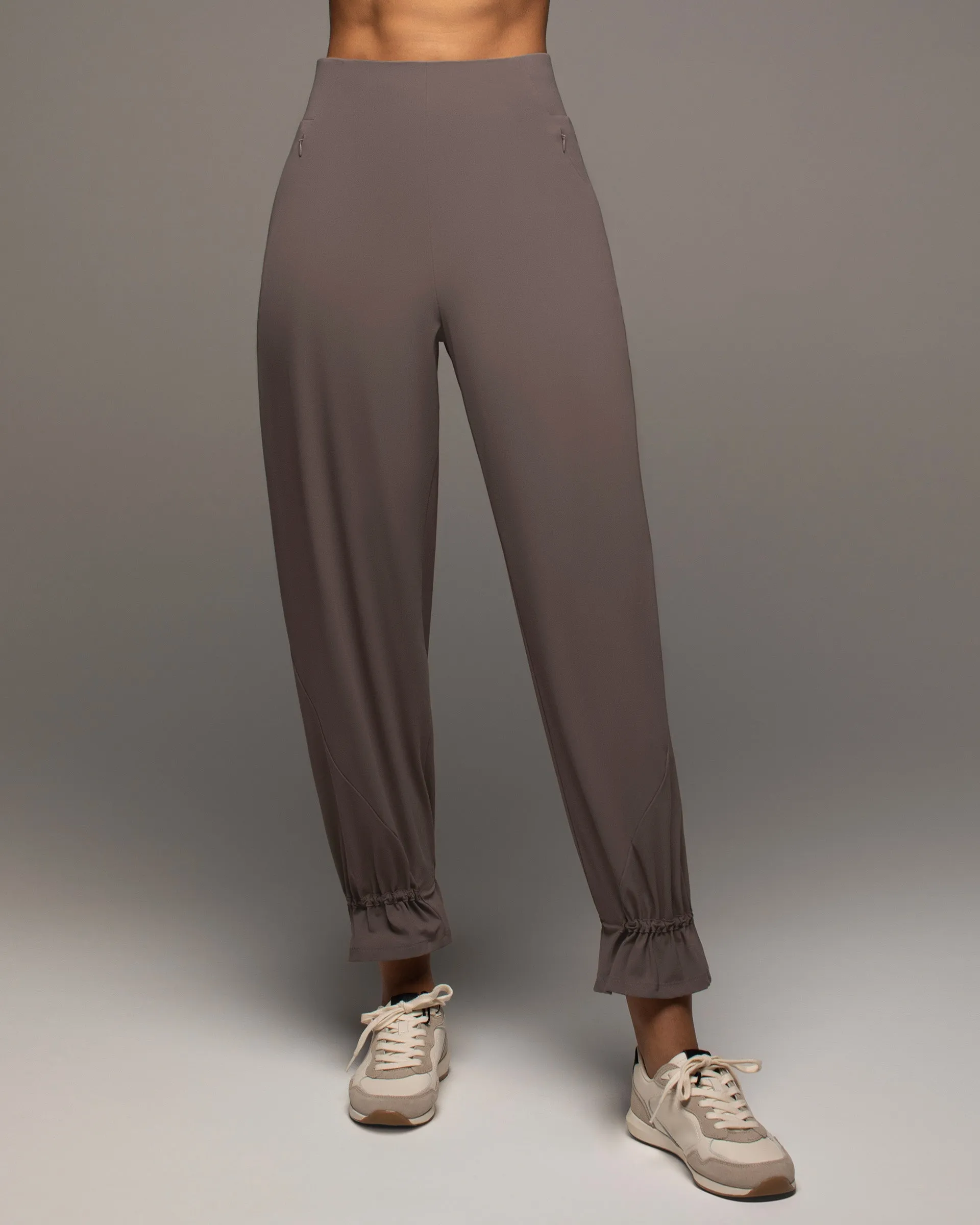 Avant Pant | Deep Taupe MICHI