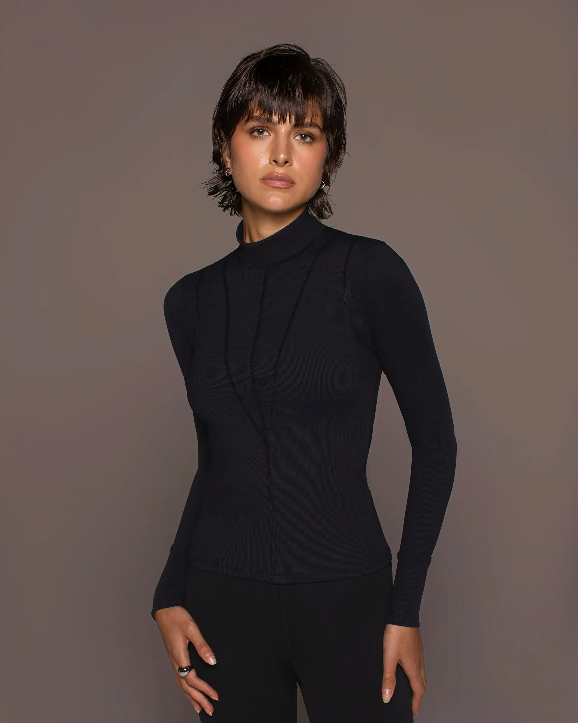 Descent Long Sleeve Top | Black MICHI