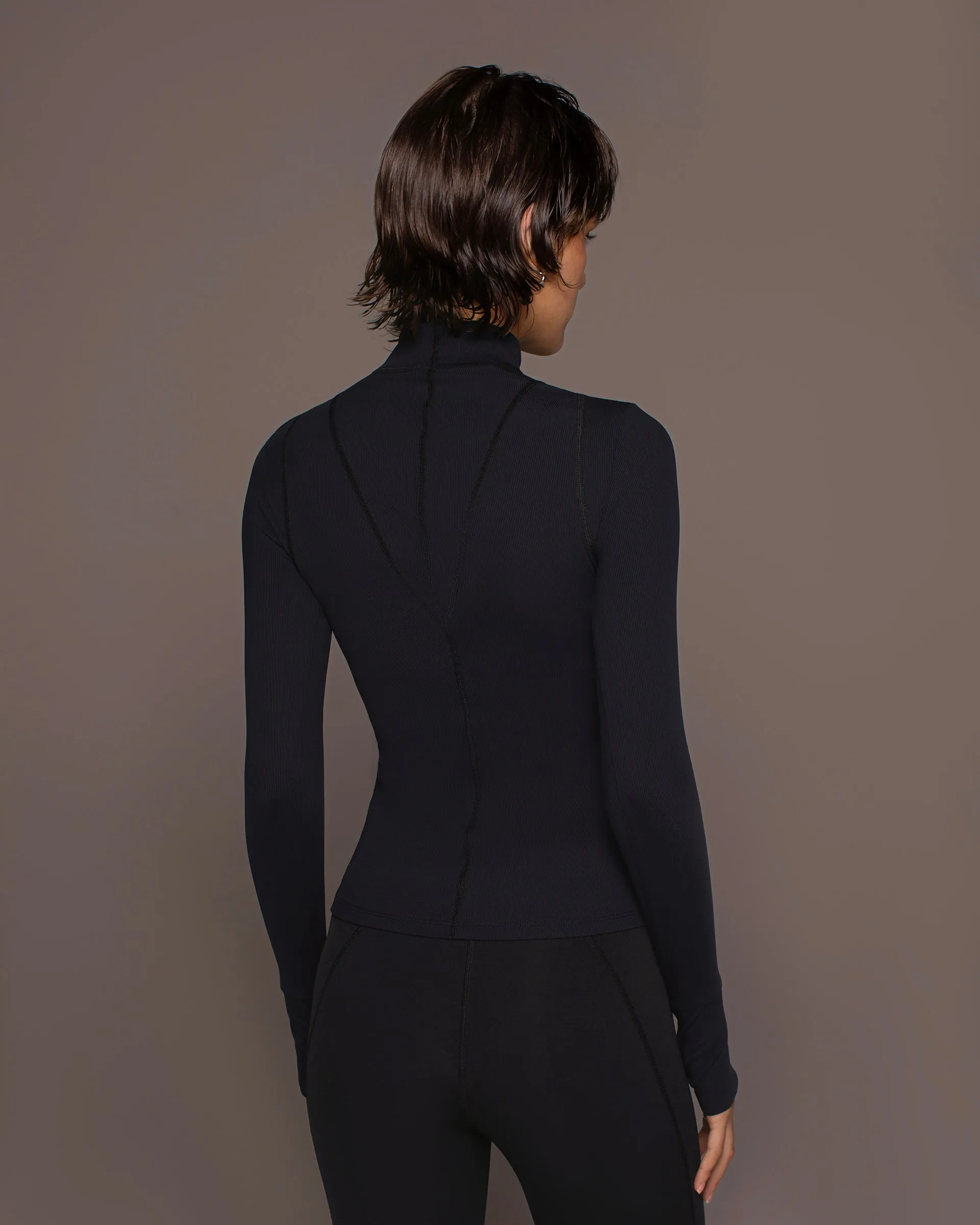 Descent Long Sleeve Top | Black MICHI