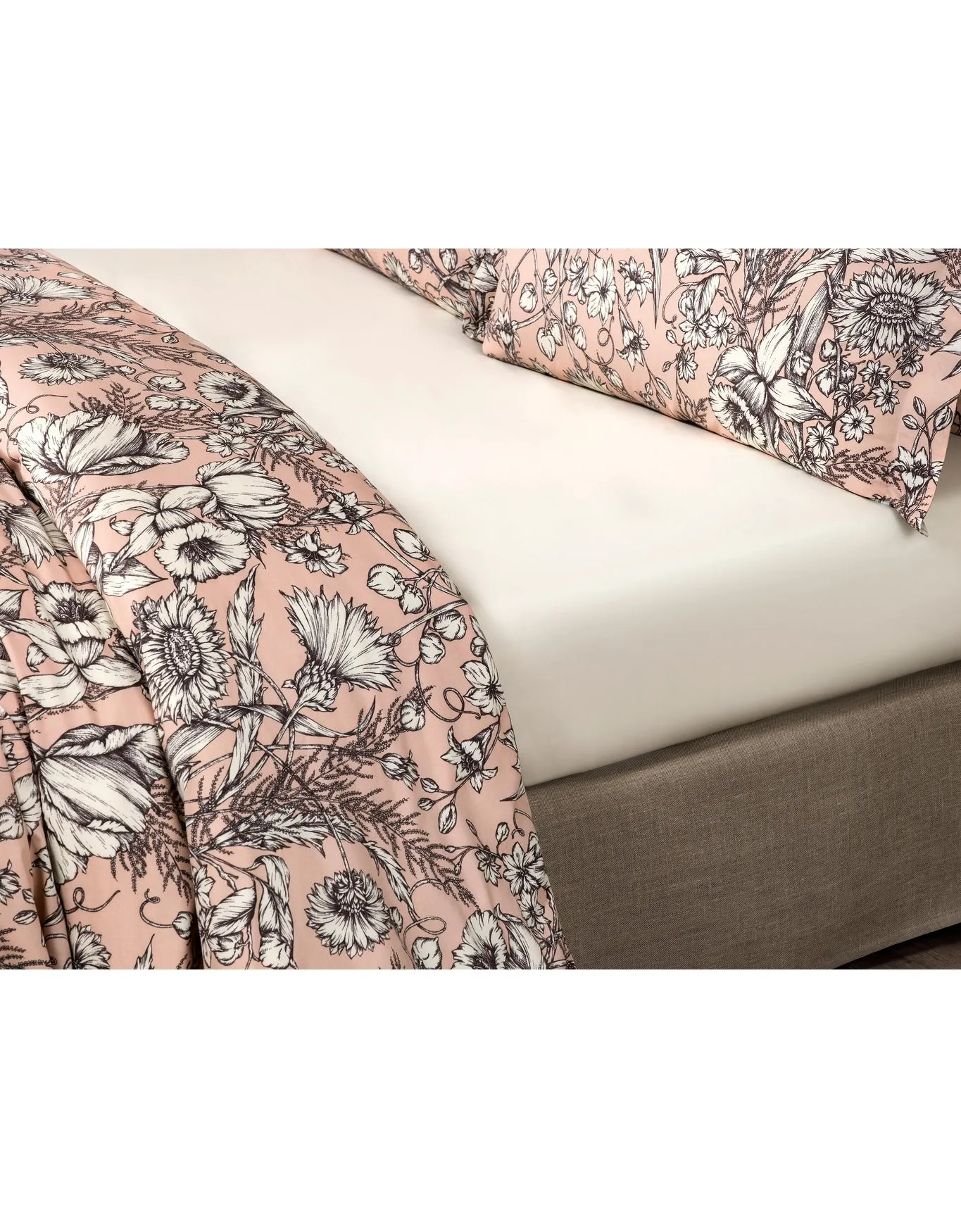 Eloise Fitted Sheet | Ecru TOGAS