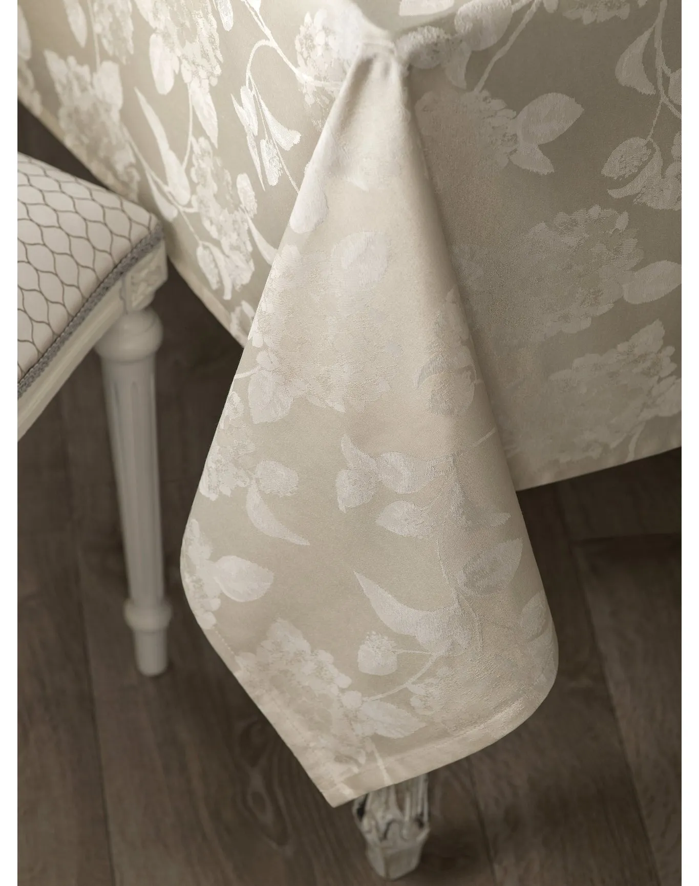 Hydrangea Napkin | Beige TOGAS