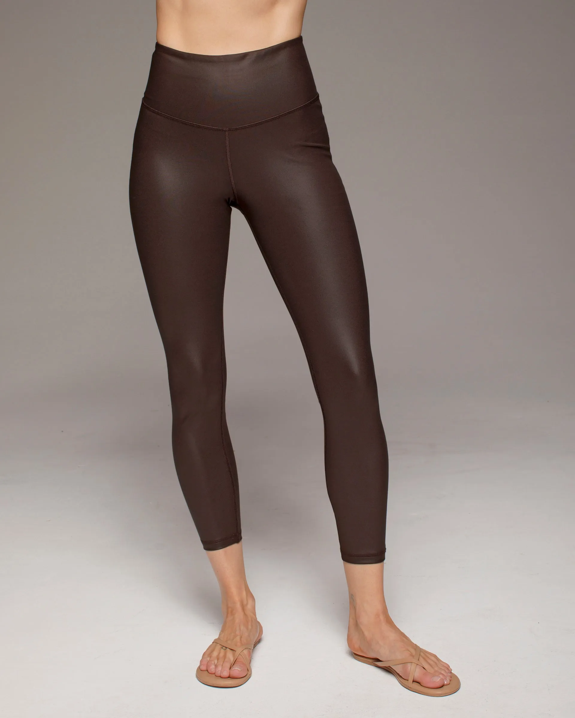 Instinct Gloss Legging | Dark Oak MICHI