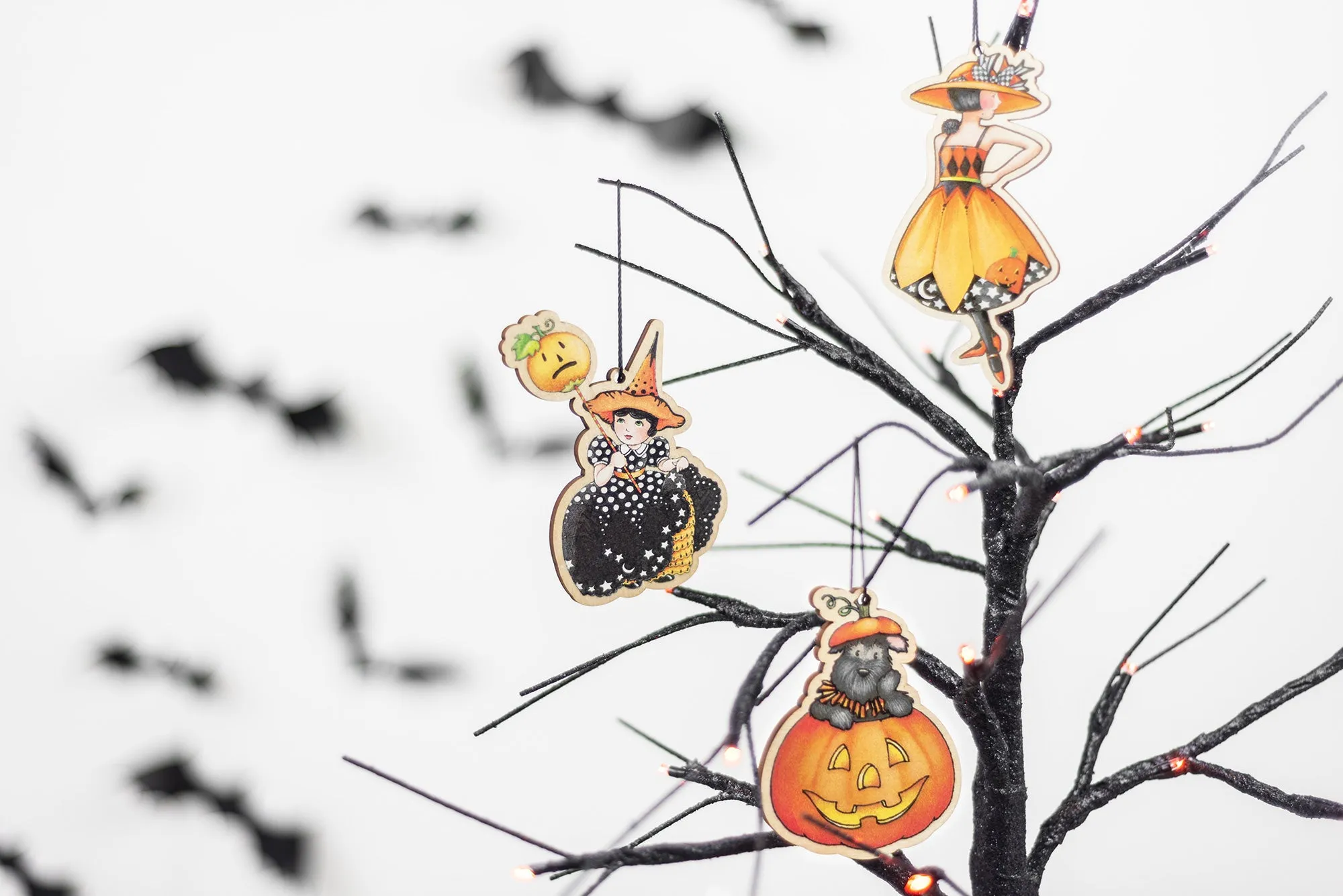 Light Up Halloween Wooden Ornament