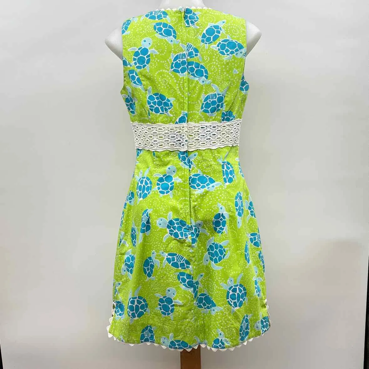 Lilly Pulitzer Women's Size 4 Green Turtles Dress