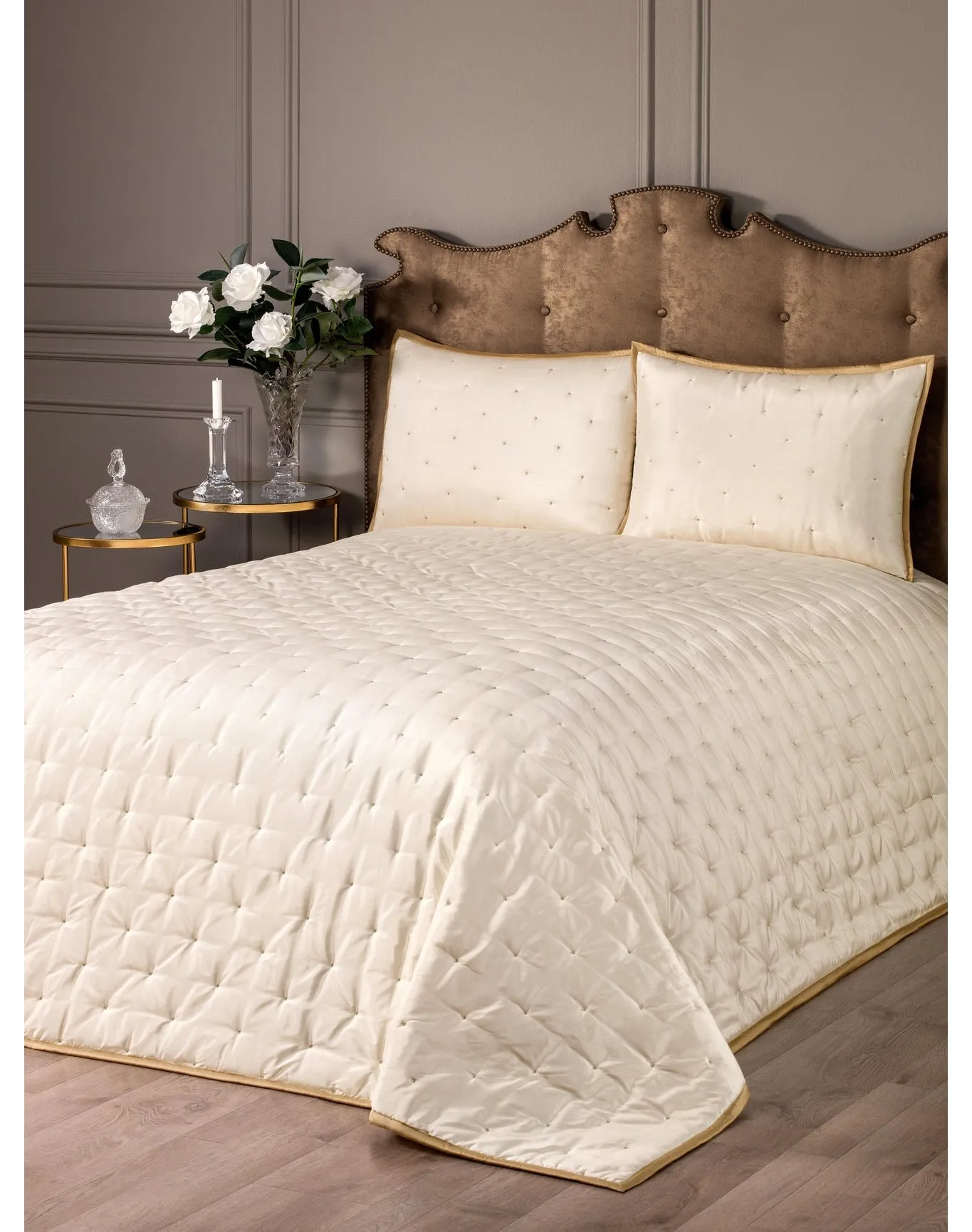 Louis Bedcover | Ecru TOGAS