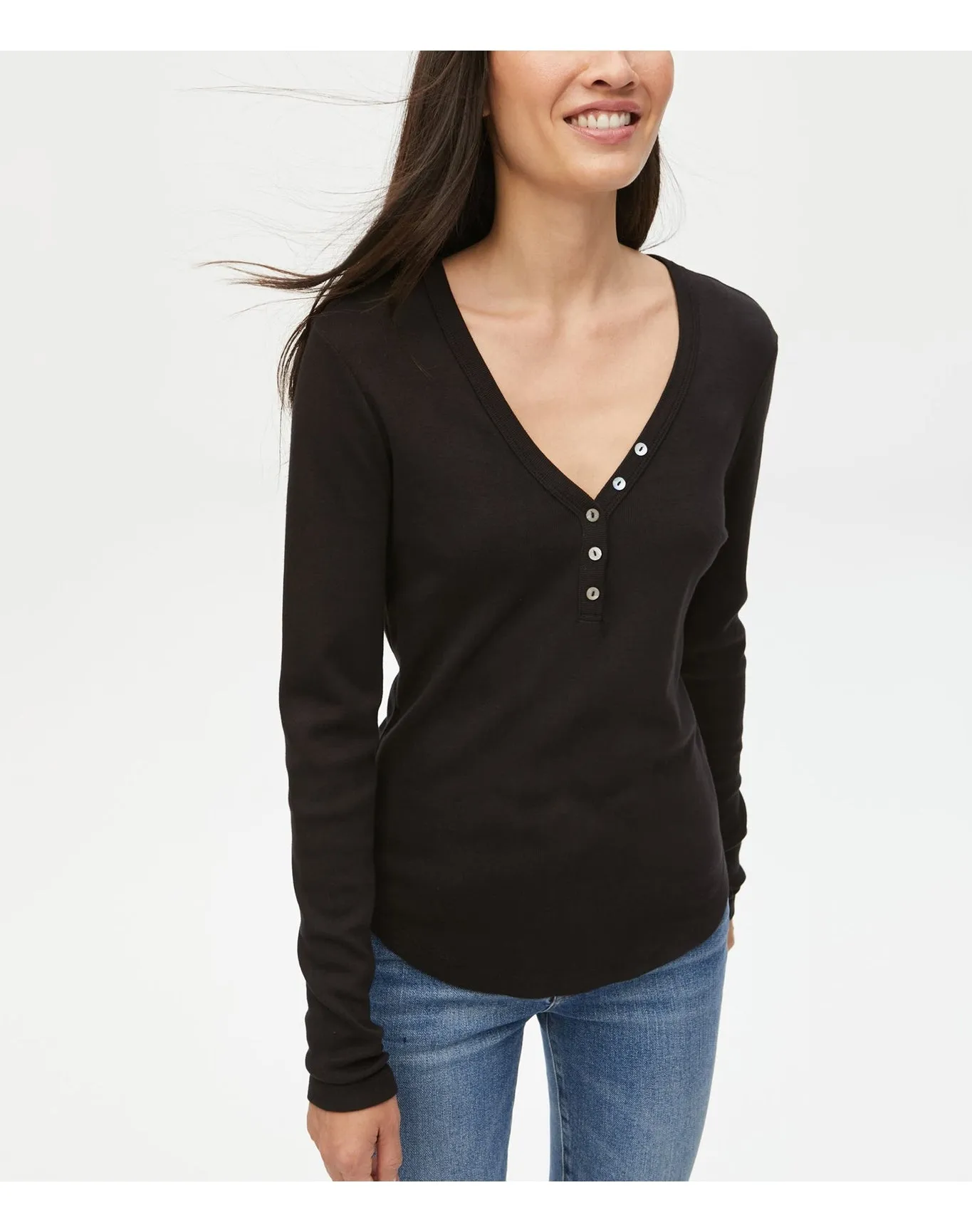 Lucy Henley Tee | Black MICHAEL STARS