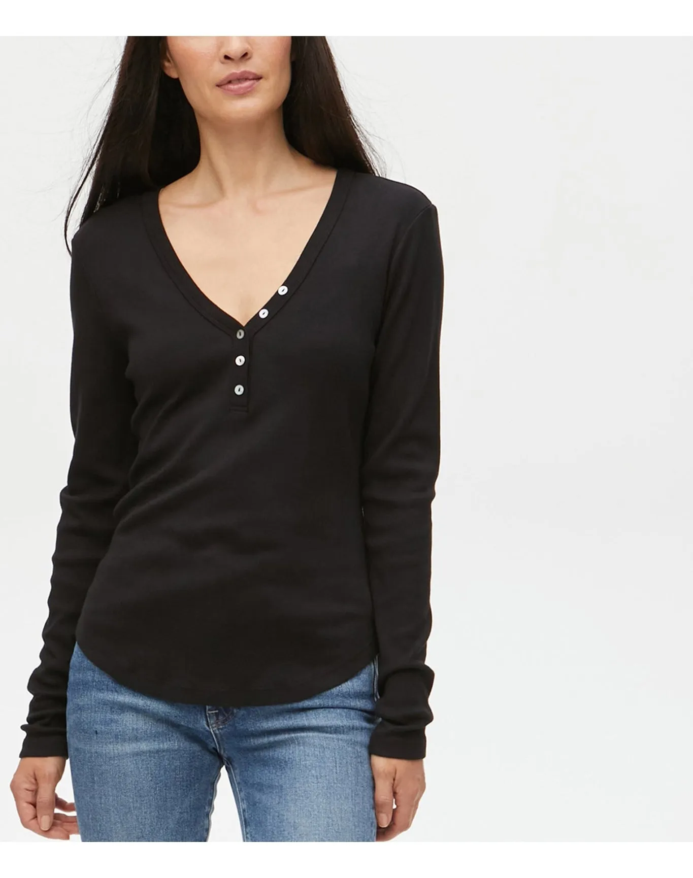 Lucy Henley Tee | Black MICHAEL STARS