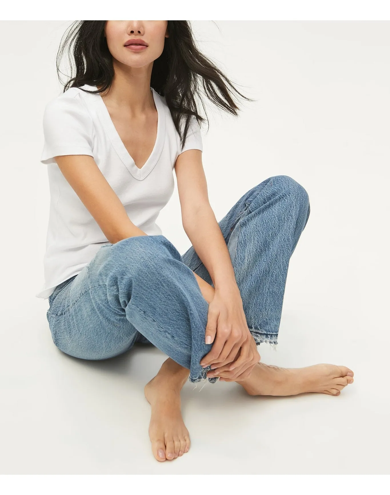Nikki V-Neck Tee | White MICHAEL STARS