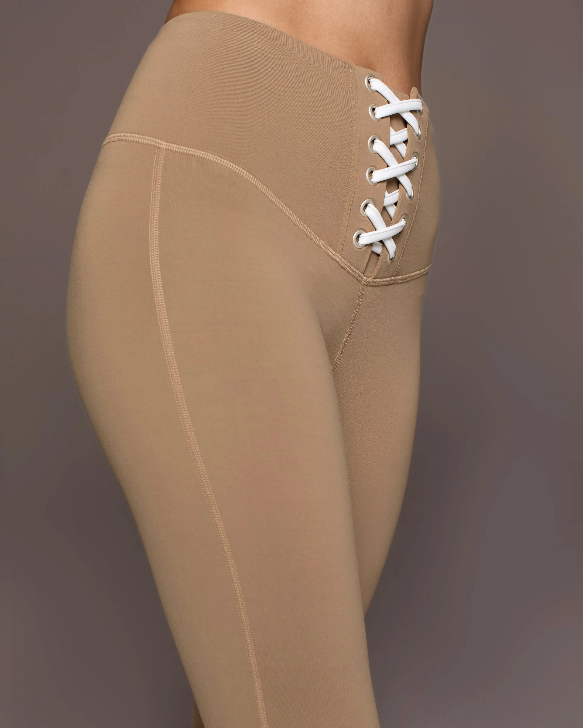 Rebel Legging | Sable/White MICHI