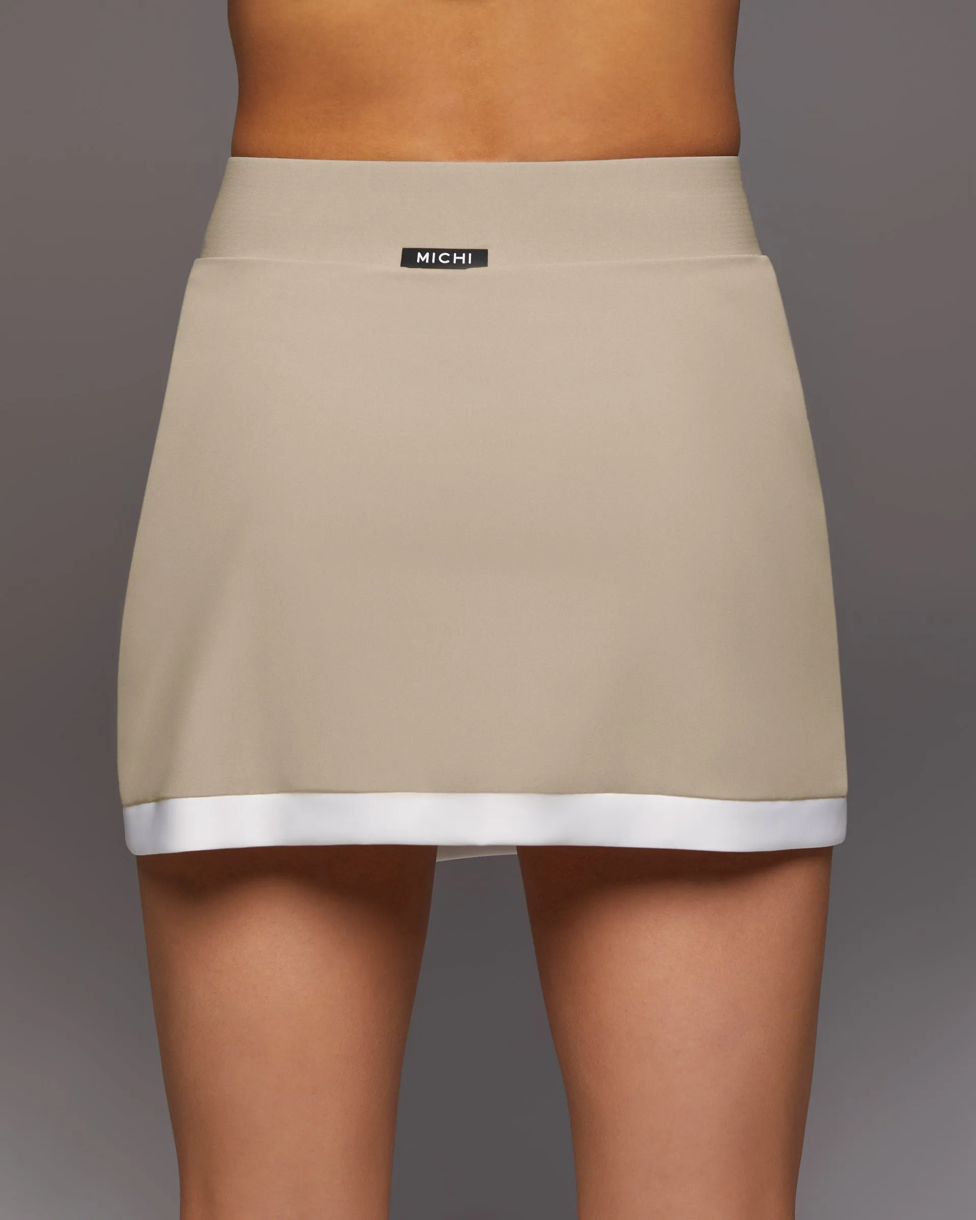 Rival Golf Skirt W/ Shorts | Dune/White MICHI